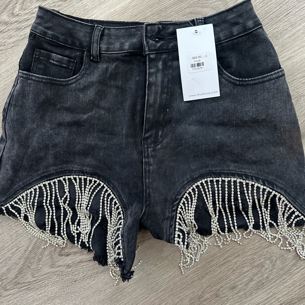 Stylish Black Denim Shorts with Fringe